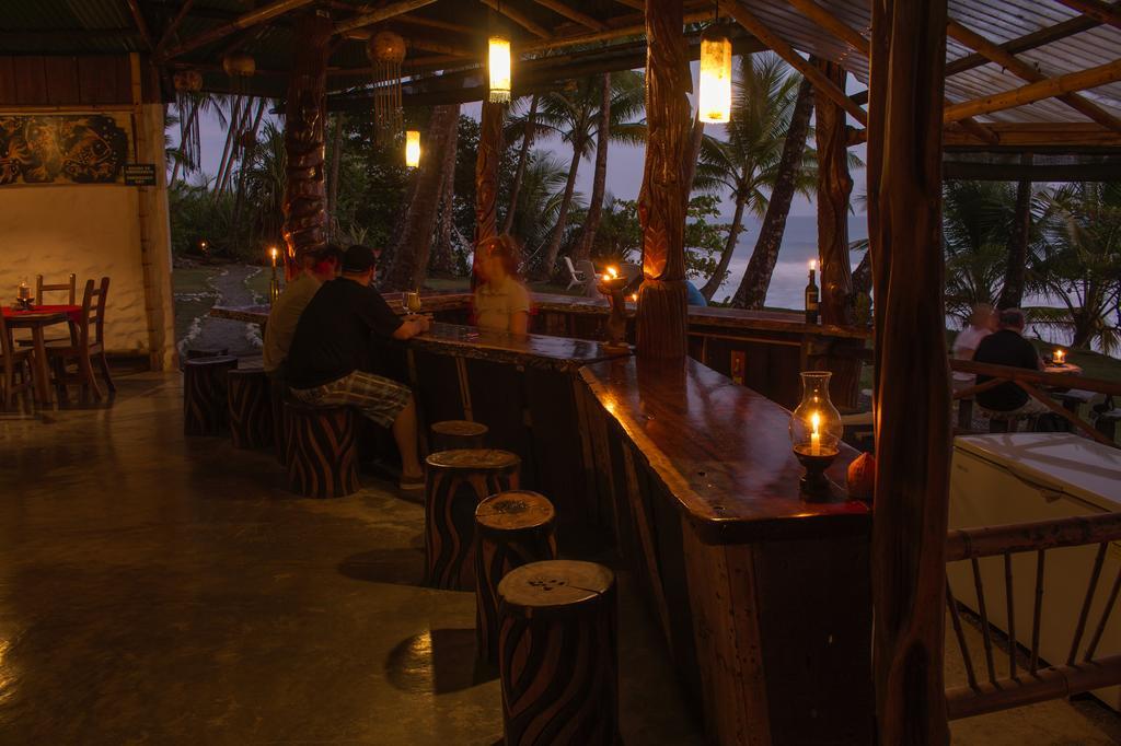 La Leona Eco Lodge Carate Extérieur photo