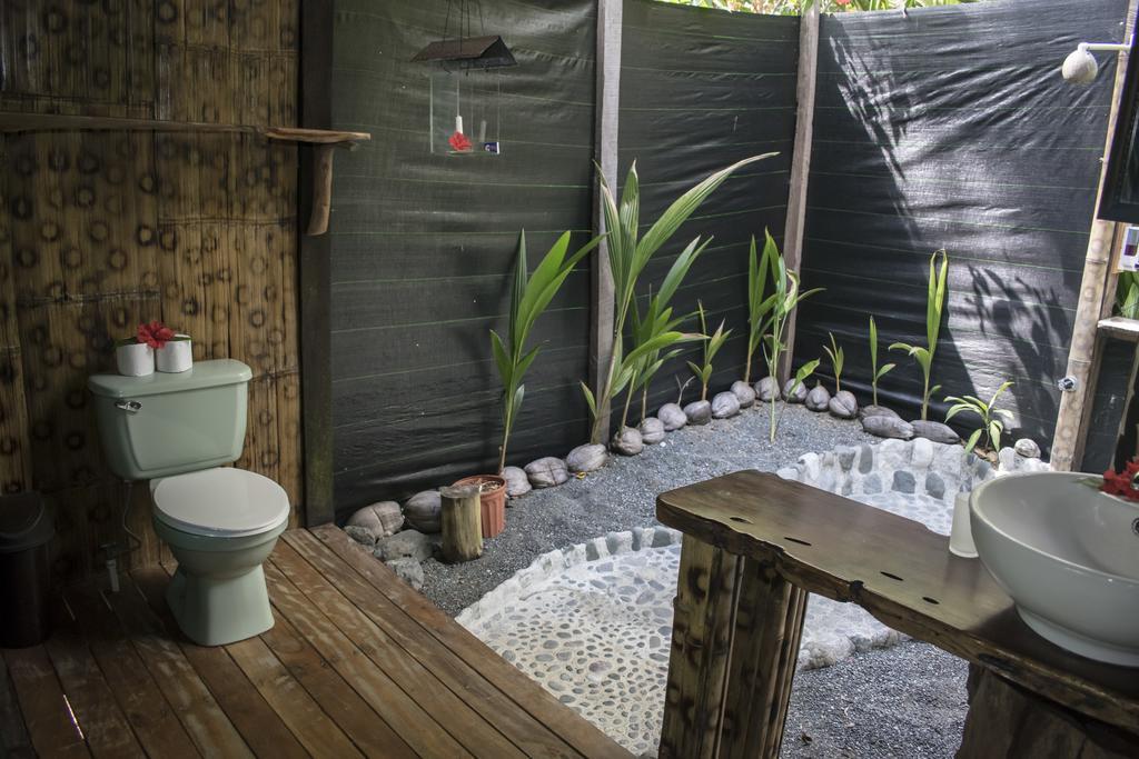La Leona Eco Lodge Carate Extérieur photo