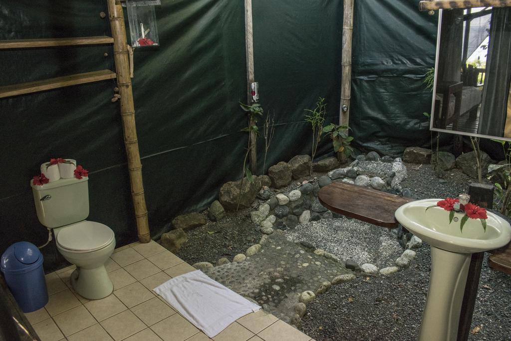La Leona Eco Lodge Carate Chambre photo