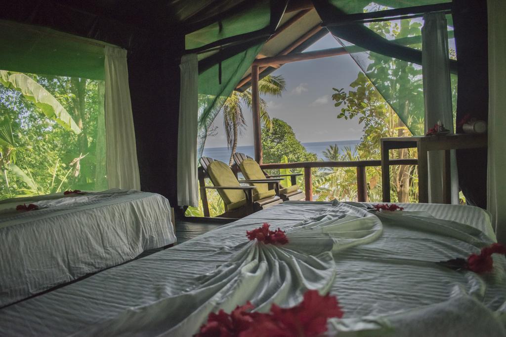 La Leona Eco Lodge Carate Extérieur photo